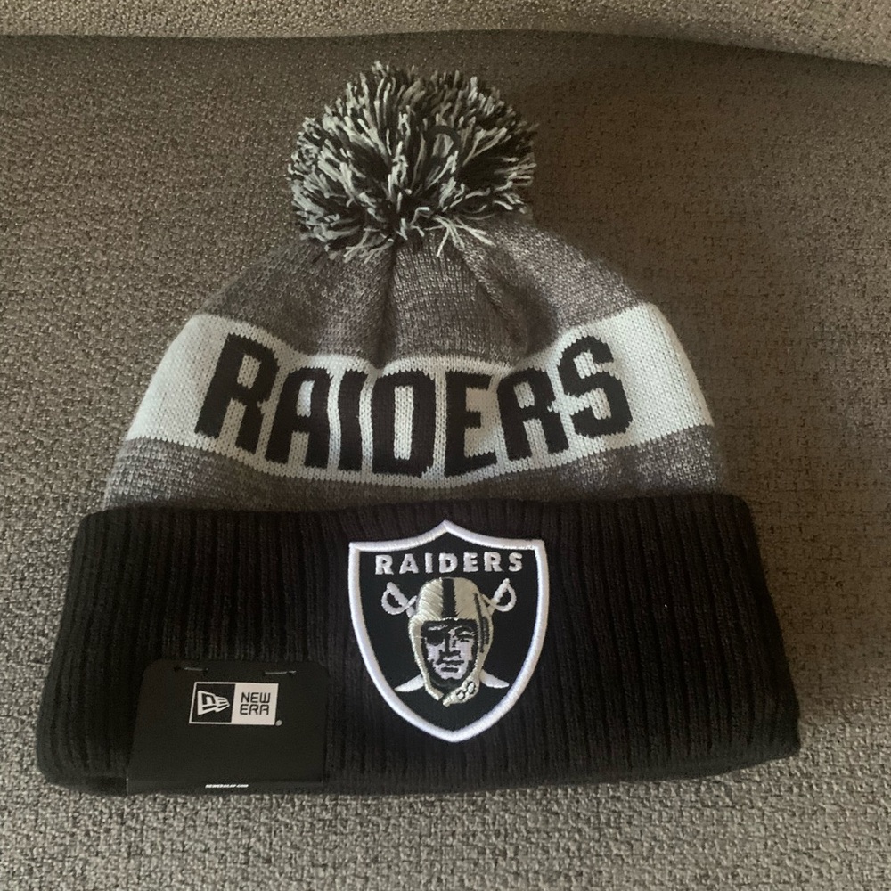 Las Vegas Raiders New Era Knit Hat - NWT